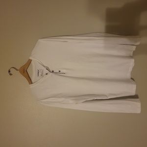 Long sleeve henleybshirt